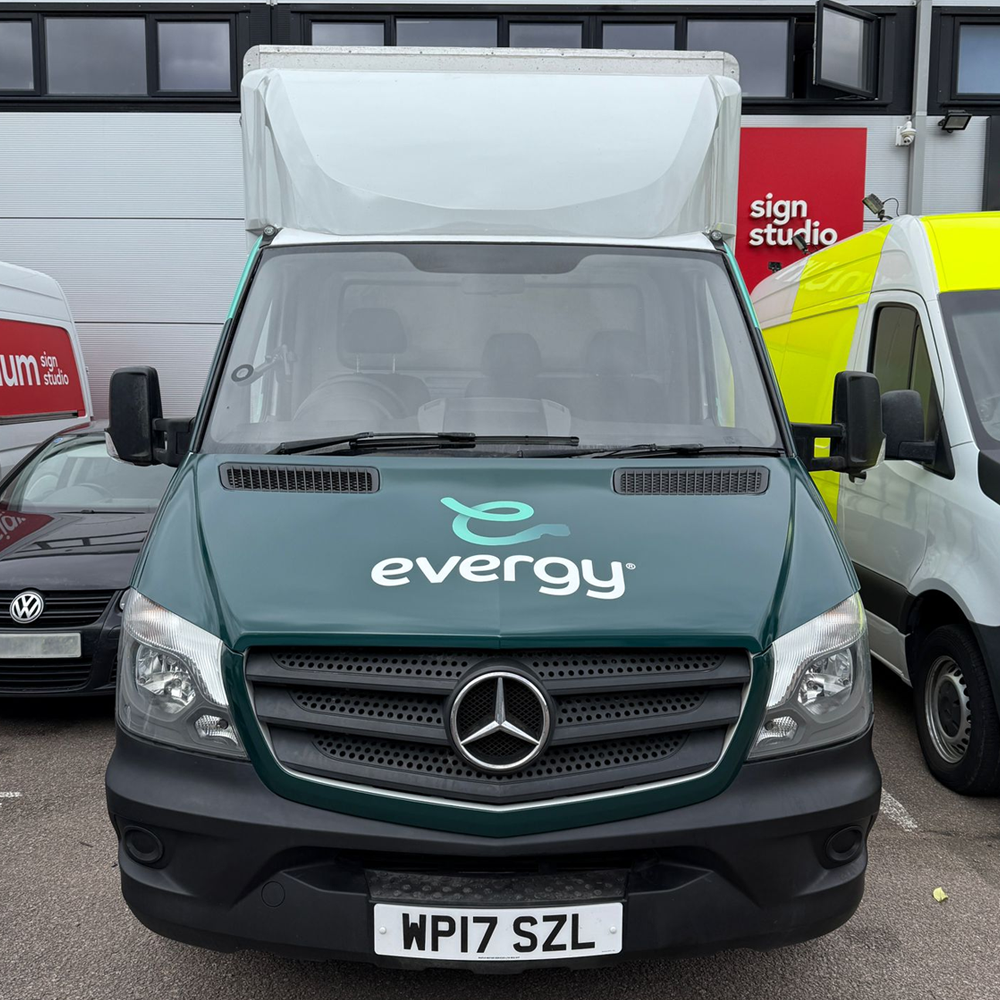 Evergy delivery van ready for same-day solar panel and inverter supply in Aylesbury and nearby areas